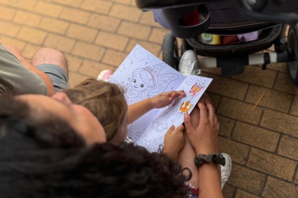 Родители отново на протест: Искат по-високо майчинство и детски надбавки
